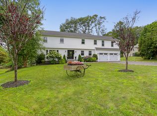 21 October Ln, Trumbull, CT 06611