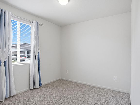 4th image of 2937 Newhalen St