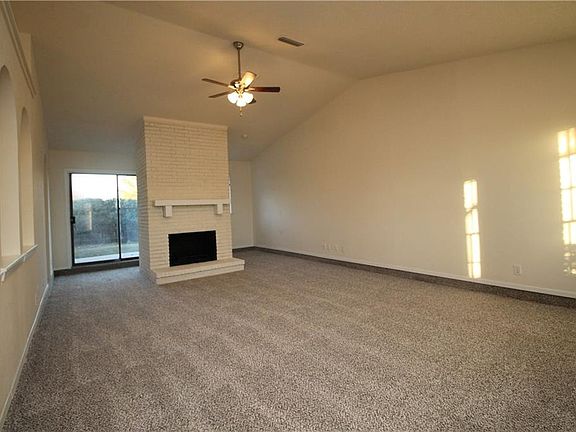 4th image of 1701 College Pkwy