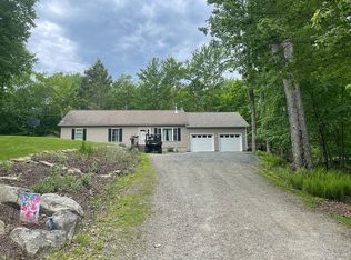 110 Maple Cir, Greentown, PA 18426