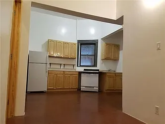 Rented by Century 21 New Golden Age Realty