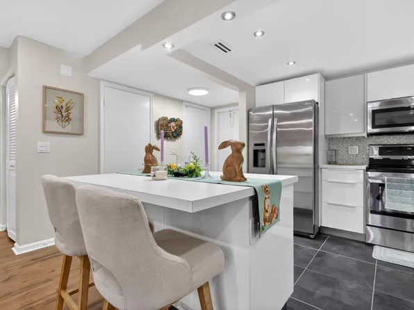 720 N Dixie Highway #604, Lantana, FL 33462