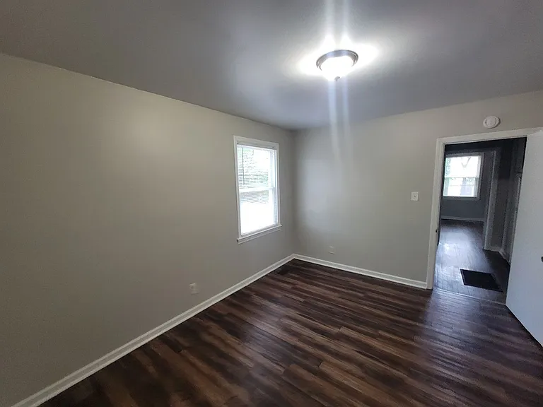 2826 Thomas Ln — Photo 13