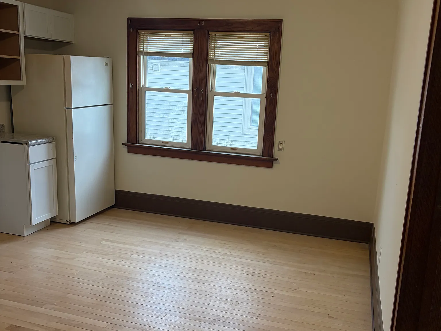2 bed, 750 sqft, $1,250 — Photo 3