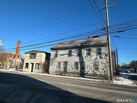 2nd image of 438 Hartford Pike