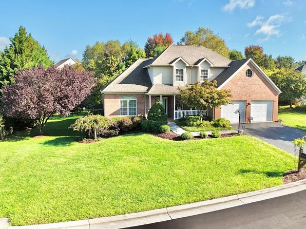 5247 Dresden Cir, Roanoke, VA 24012