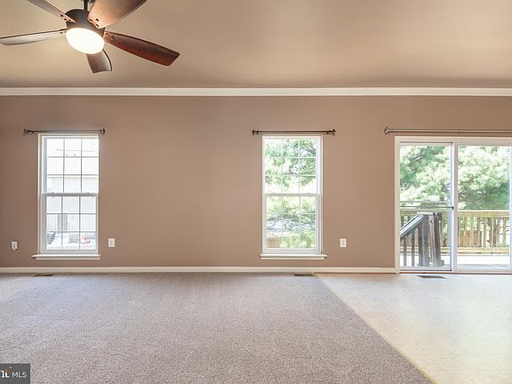 3rd image of 1814 Sunflower Dr
