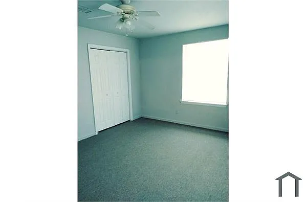 Building Photo - 1209 McCaskill Ave #1
