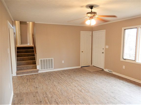 4th image of 212 Shadwell Dr