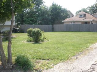 229 Shadydell Ave, Mundelein, IL 60060