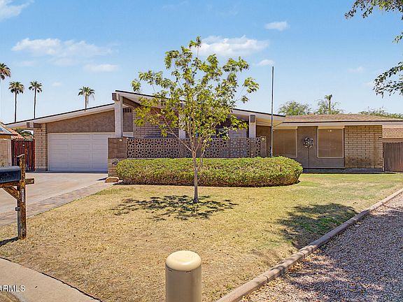 3rd image of 1051 S 72ND Way