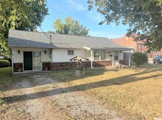 203 W Elm St, West Frankfort, IL 62896