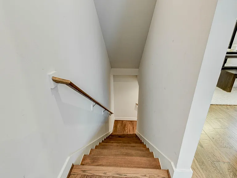 5857 Dolores St — Photo 12