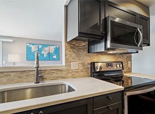 3216 14th Ave W APT 104, Seattle, WA 98119