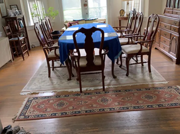 2740 34th St NW, Washington, DC 20008