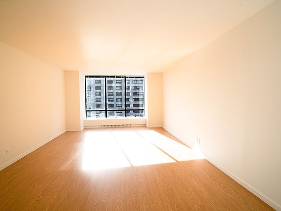 3rd image of 525 E 72nd St APT 8H