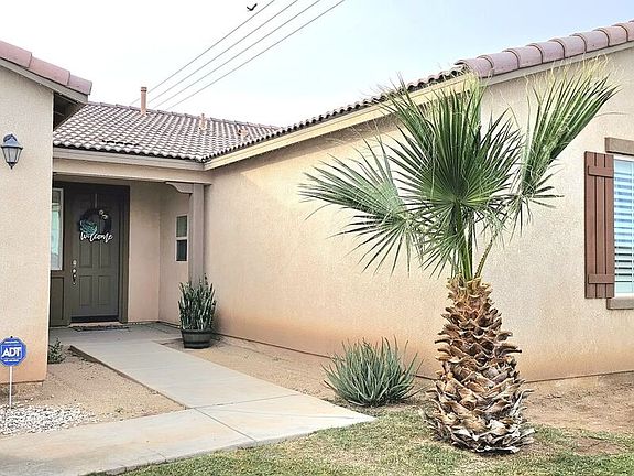 4th image of 289 Fonzie Ave