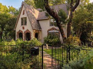 1022 N Montclair Ave, Dallas, TX 75208
