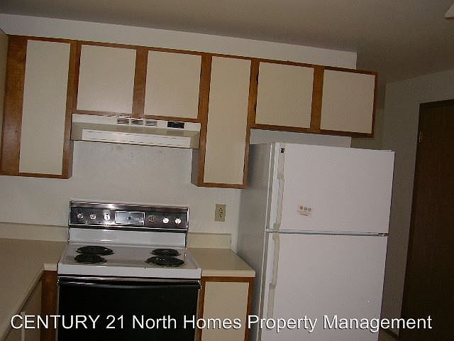 2nd image of 5125 176th St SW APT 2
