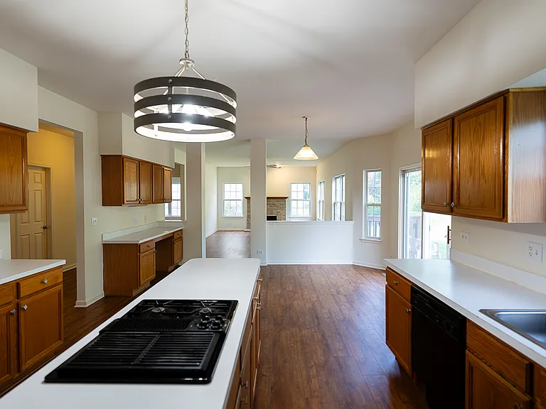 2803 Bluewater Cir — Photo 5