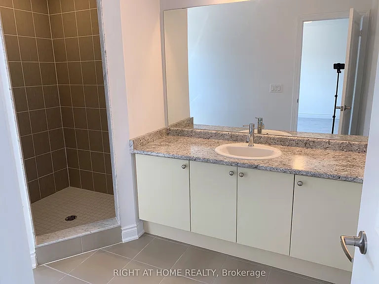 9 Mackenzie St — Photo 27