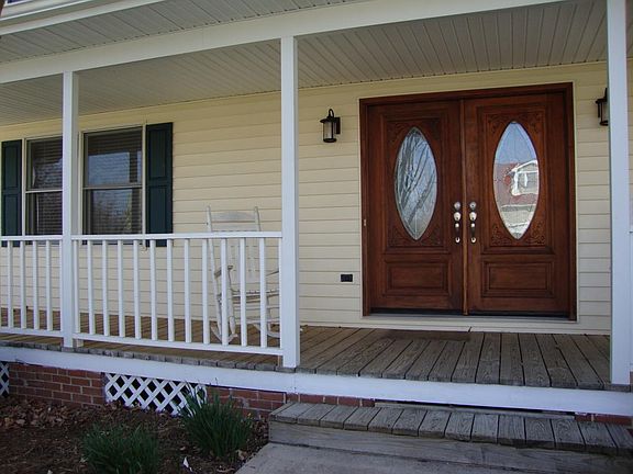 2nd image of 3212 Stonypointe Dr