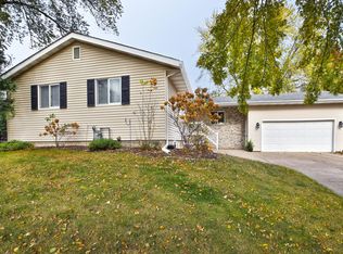 332 13th St SW, Owatonna, MN 55060