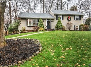 564 Egan Ter, River Vale, NJ 07675
