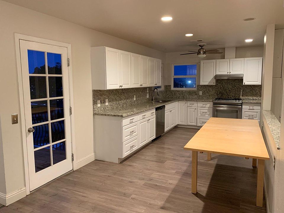 2nd image of 1960 Waring St #1