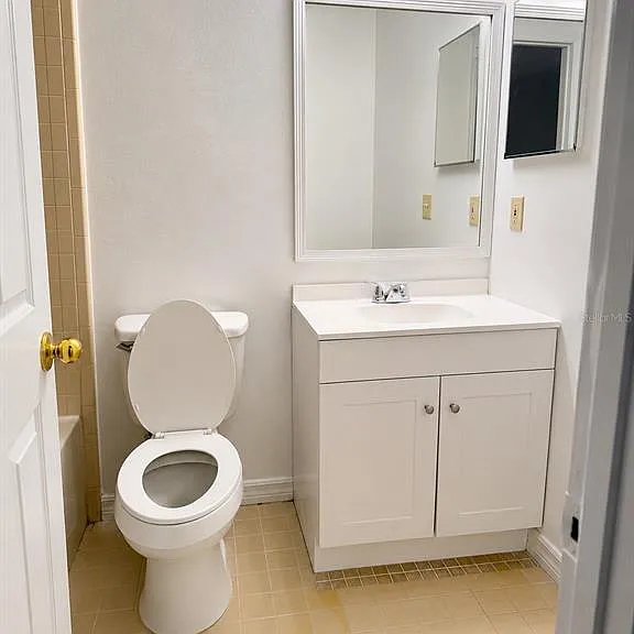 587 Imperial Pl — Photo 4