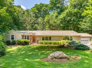 11 Glenwood Dr, Montville, NJ 07045