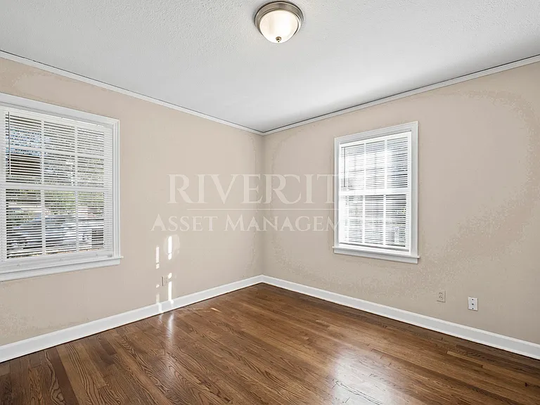 1290 Dellwood Ave — Photo 18