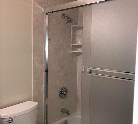 5th image of 3844 Moorpark Ave APT 4