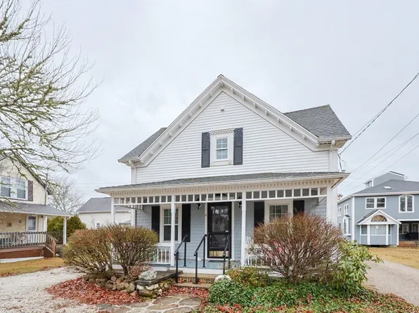 4 Roosevelt St, Wareham, MA 02571