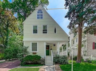 14 McIntyre St, Bronxville, NY 10708