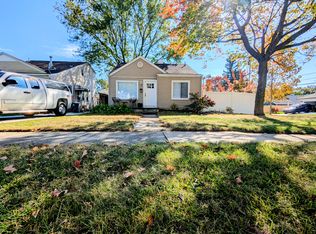 2300 Rowland Ave, Royal Oak, MI 48067