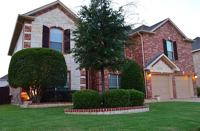 1st image of 102 Silverwood Dr