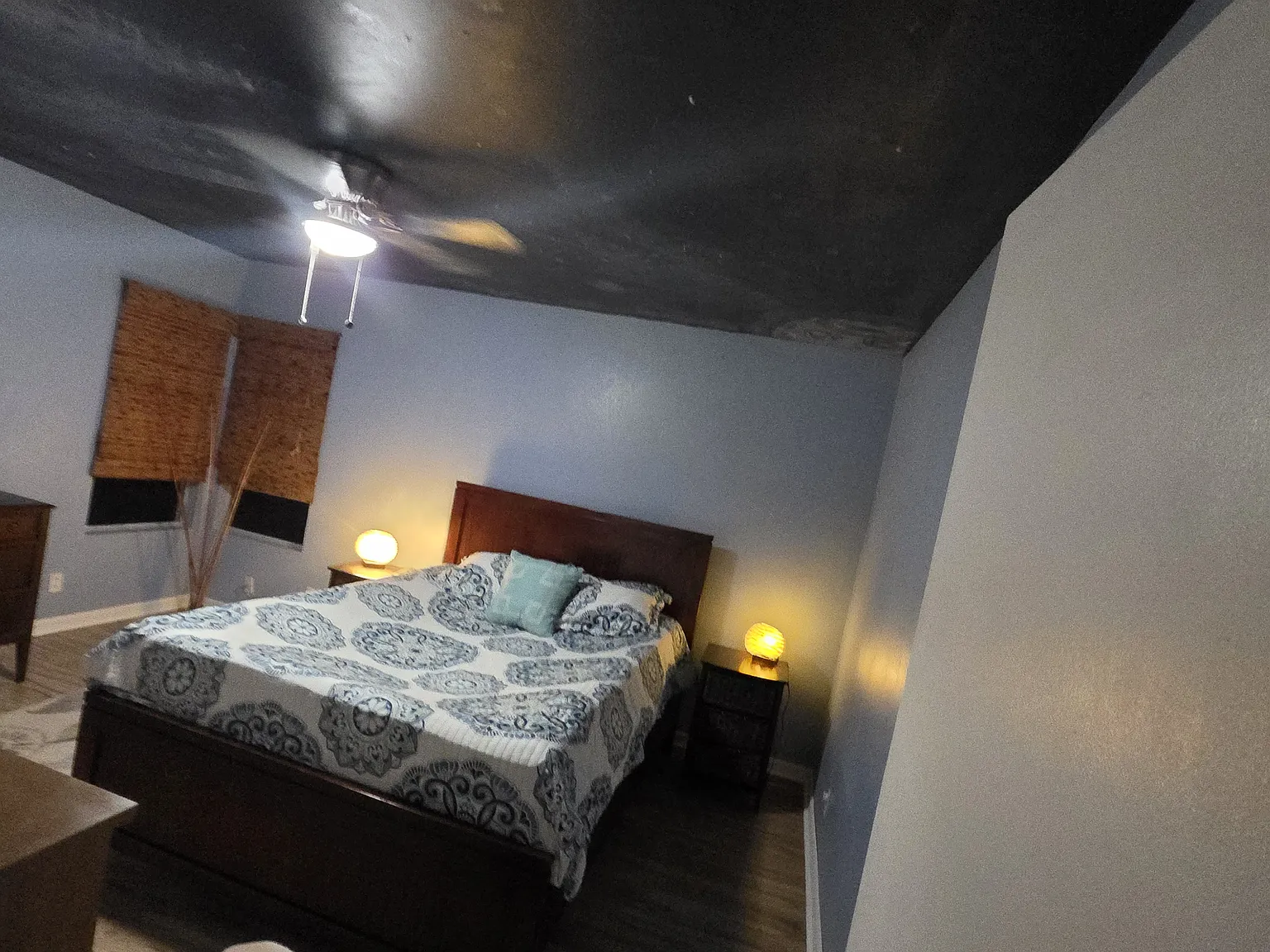 4 bed, 2380 sqft, $1,450 — Photo 3