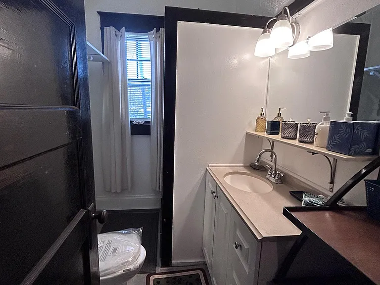 298 Highland Ave — Photo 15