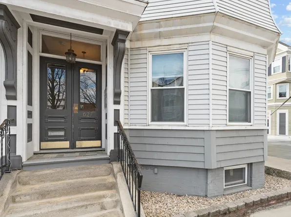 627 E 6th St #2, South Boston, MA 02127