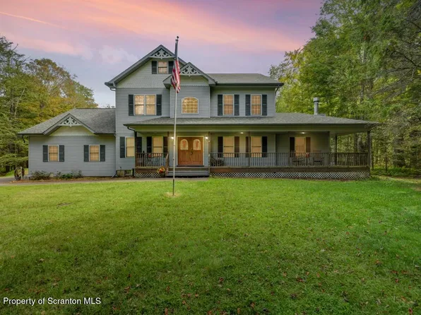 248 Robyn Ln, Pocono Lake, PA 18347