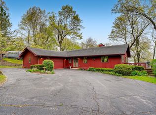 39011 N Sheridan Rd, Antioch, IL 60002