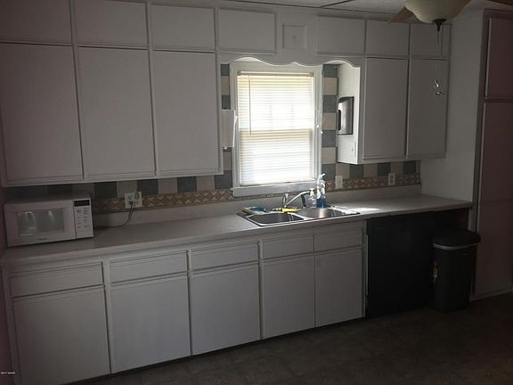 5th image of 411 Lake St