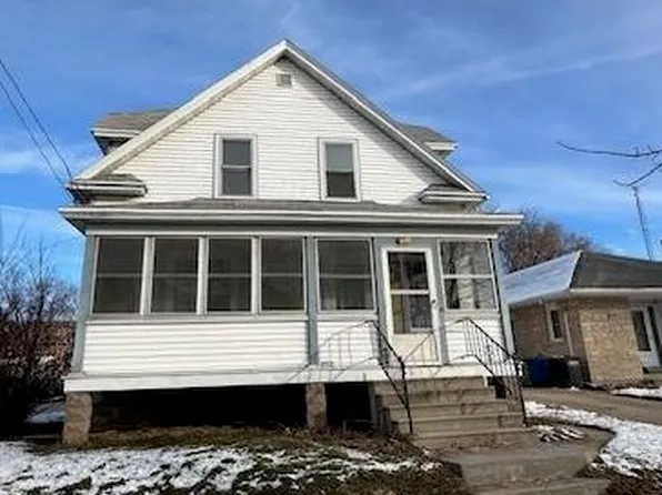 702 Washington Ave, Oshkosh, WI 54901