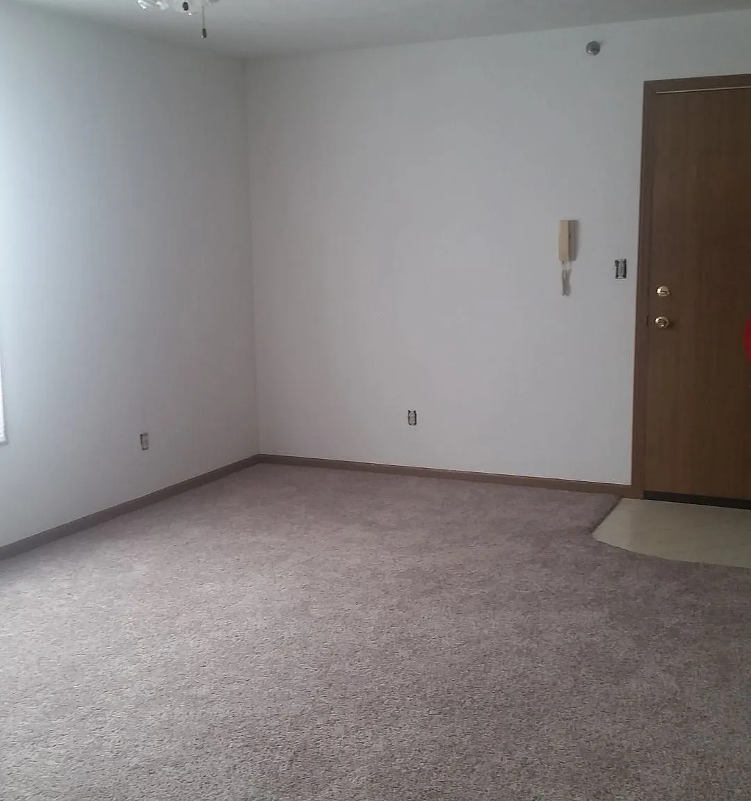 1 bed, 790 sqft, $700 — Photo 3