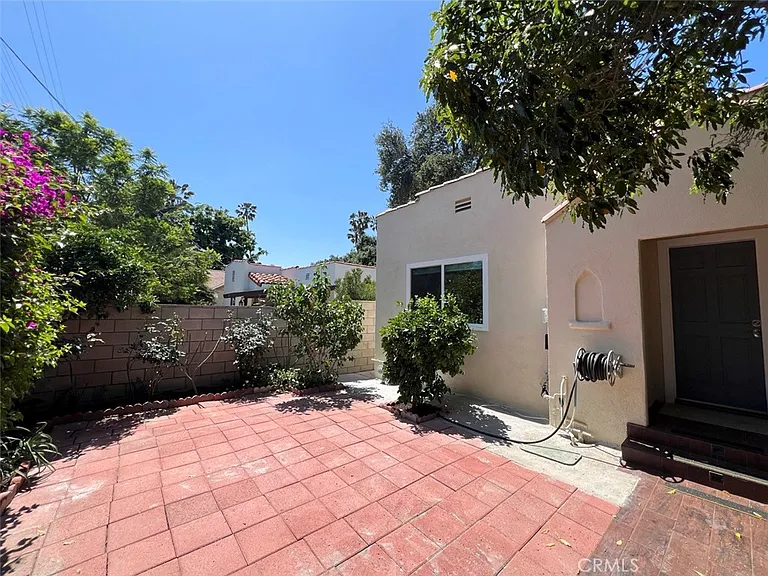 1011 San Pascual Ave — Photo 8