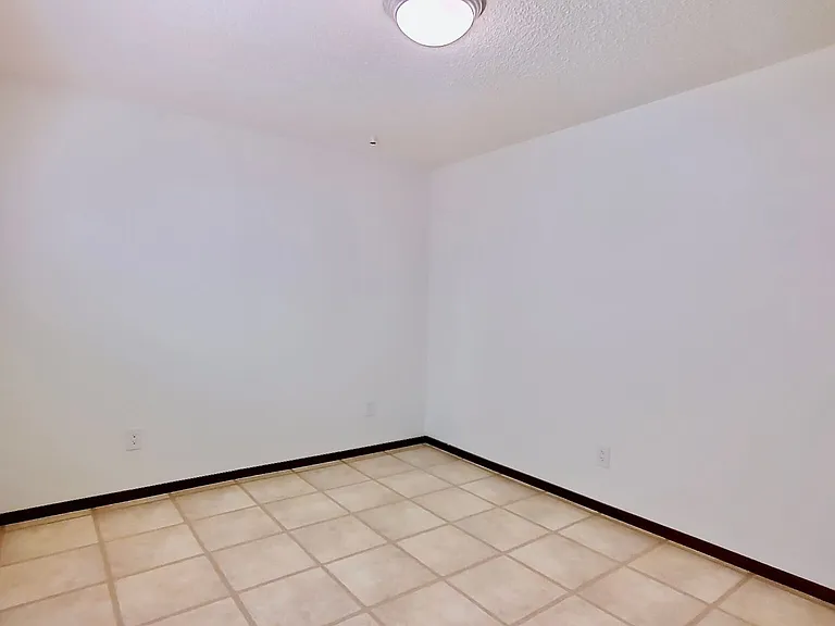4470 Lakeview Blvd — Photo 48