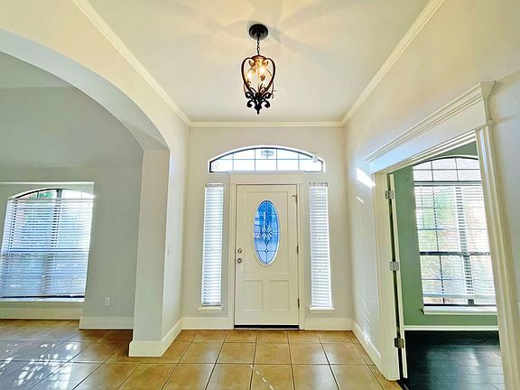 4th image of 16408 Old Elm Ln