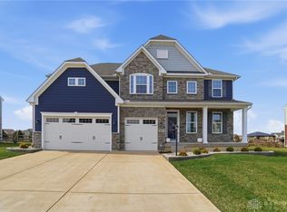 9681 Crooked Creek Dr, Centerville, OH 45458