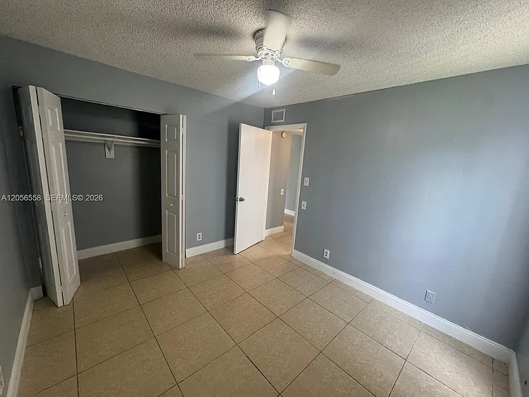 4519 Treehouse Ln #H — Photo 7